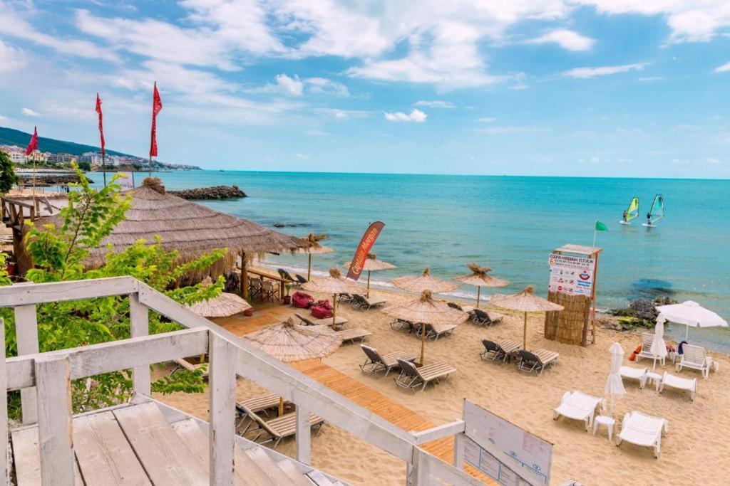 Harmony Suites Apartment Sveti Vlas Eksteriør bilde
