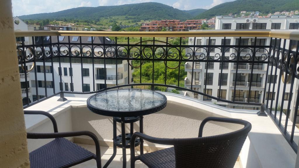 Harmony Suites Apartment Sveti Vlas Eksteriør bilde