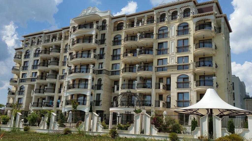 Harmony Suites Apartment Sveti Vlas Eksteriør bilde